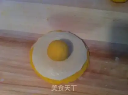 Make Pumpkin double-coloured buns step 8