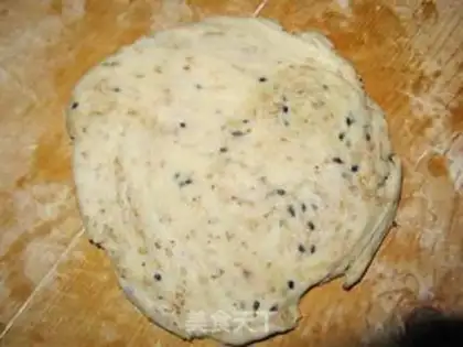 Make Five sesame tarcakes step 19