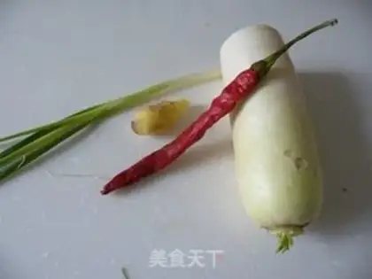 Make Piggy radish step 1