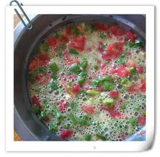 Make Onion tomato stand eggs step 4