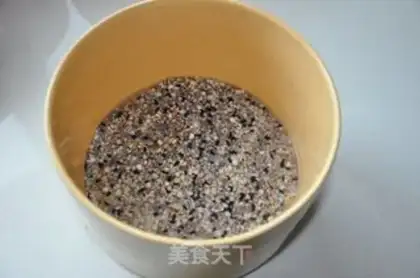 Make Red sugar congee step 2