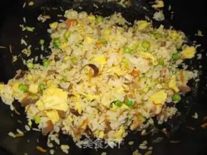 Make Weenie egg fried rice step 12