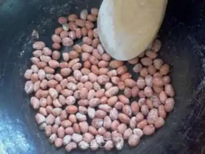 Make Fine-looking cream peanuts step 1