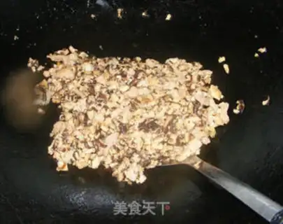 Make Rhodish and fried mushrooms step 4