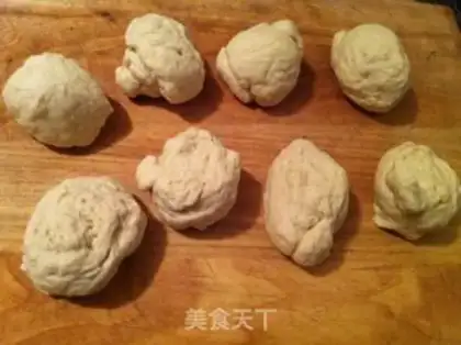 Make Crown bread step 1