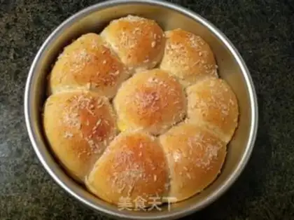Make Crown bread step 8