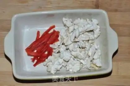 Make Fresh walnuts and celery step 0