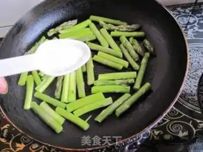 Make Fried storks step 3