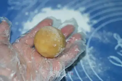 Make Lian Yuen Yuen step 12