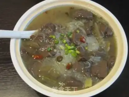 Make Sour duck blood fan soup step 4