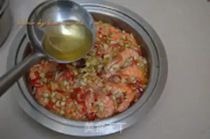 Make Garlic fan steamed shrimp step 11