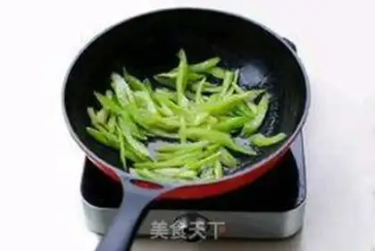Make The Celery Lily step 5