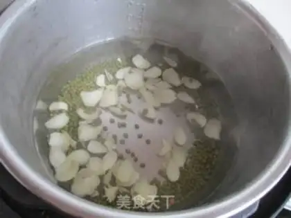Make Green Bean lily soup step 2