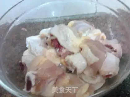 Make A chicken with salt sauce step 0