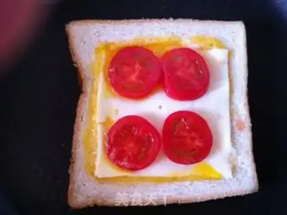 Make A full of red-heart toast step 3