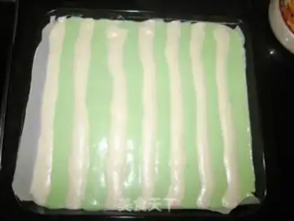 Make Cake rolls with stale stripes step 11