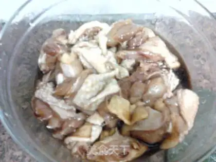 Make A chicken with salt sauce step 4