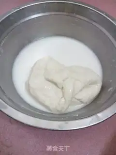 Make A yellow husk roll step 2