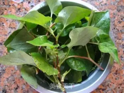 Make Fish herb tea step 0