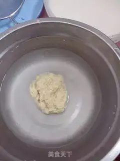 Make A yellow husk roll step 3