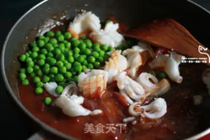 Make Seafood sweet almond noodles step 10