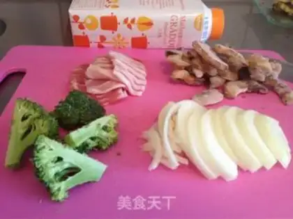 Make Butter bacon pasta step 0