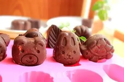 Make Mooncake ice cream step 10