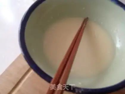 Make Ham eggs and pancakes step 1