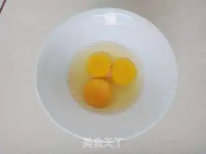 Make Pancake eggs step 1