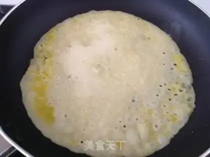 Make Ham eggs and pancakes step 3