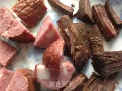 Make Beef ham rice step 1