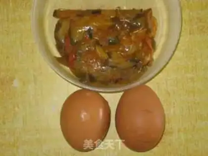 Make Squeeze fried eggs step 0