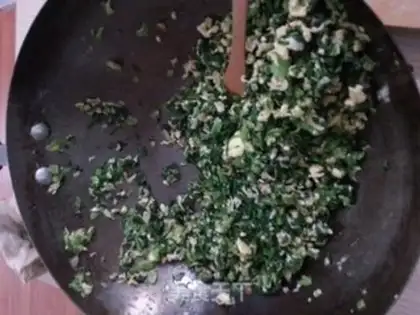 Make A cabbage bun step 5