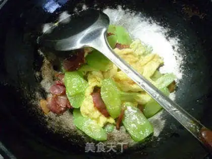 Make Scrambled eggs step 8