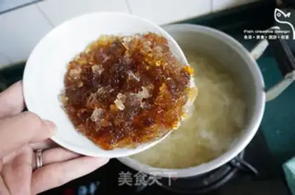 Make Peach glue, silver ear, snowline step 9