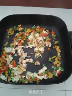 Make Five eggs of fried rice step 2