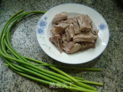 Make Garlic steaks step 0