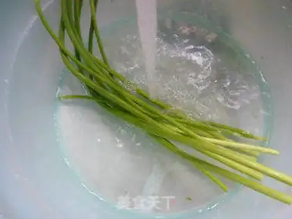Make Garlic steaks step 1