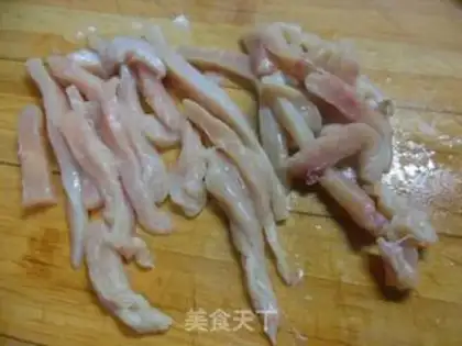 Make Old Beijing chicken roll step 7
