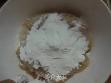 Make Old Beijing chicken roll step 8