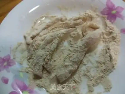 Make Old Beijing chicken roll step 10