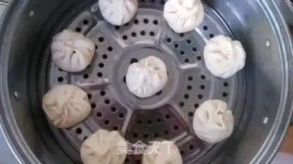 Make Pour the soup and the cage step 8