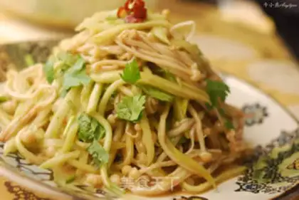 Make Sesame sauce with golden needle mushrooms step 14