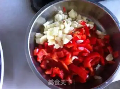 Make Red-fried fish step 1