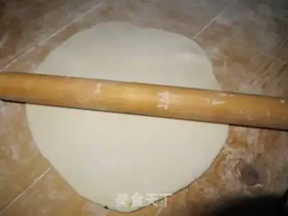 Make Five sesame tarcakes step 1