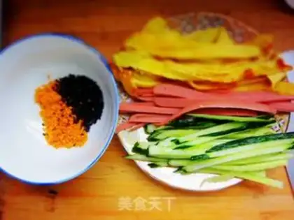Make Meat pine sushi step 3
