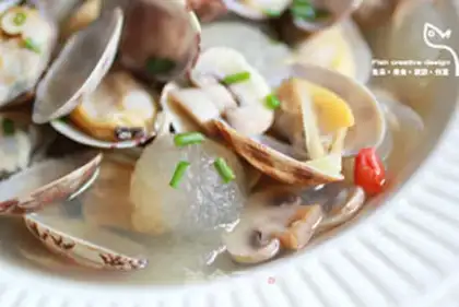 Make Poofball clam soup step 9