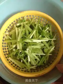 Make Celery chicken step 1