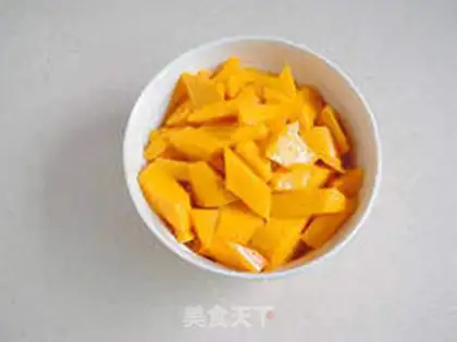Make Mango cream cake step 2