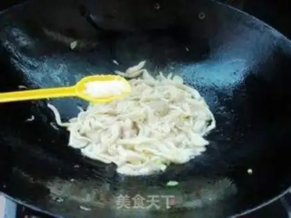 Make Fry eggs step 5
